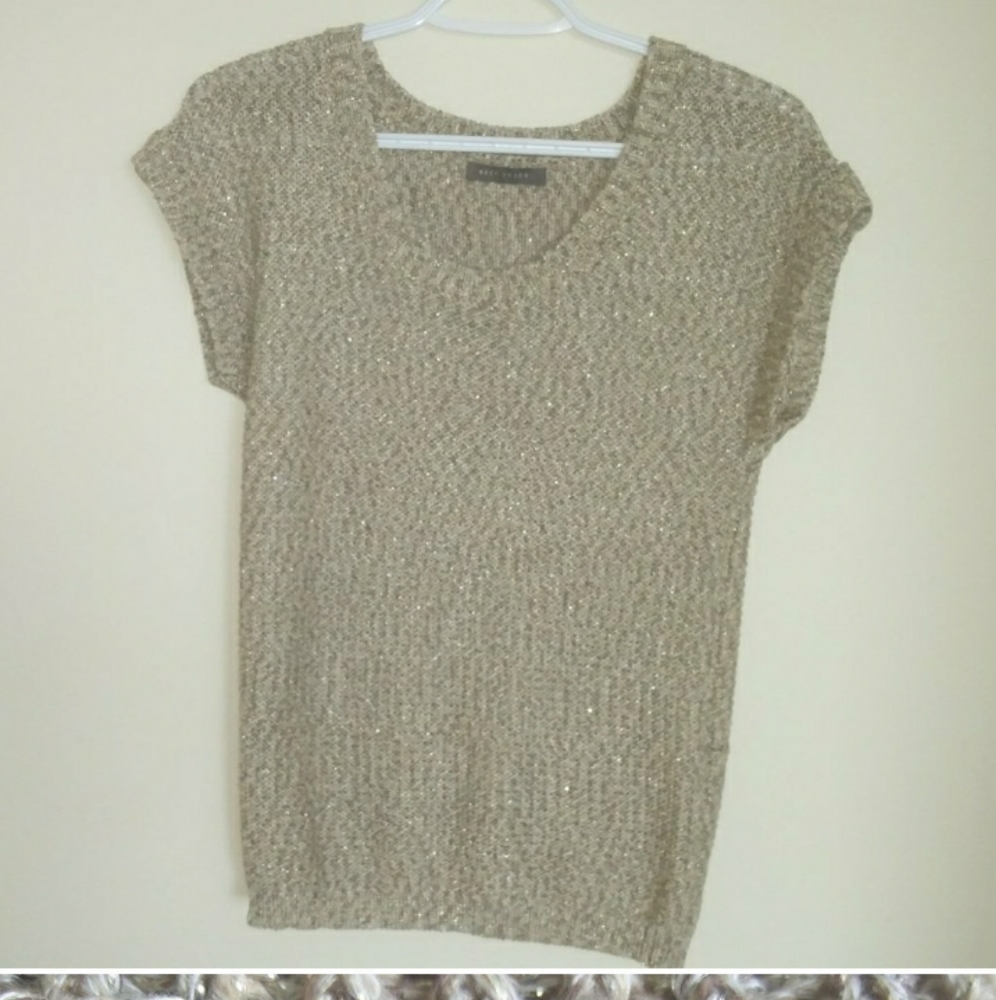 Suzy Shier Shimmering Wool Top M